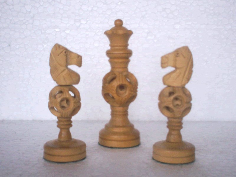 Magic Ball Chess Set