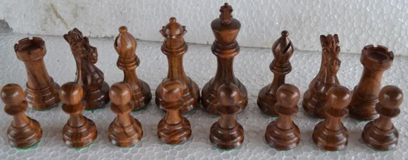 Royal 

Chess Set photo r8.jpg