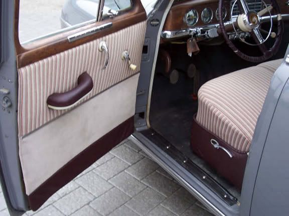 [Image: 1950PlymouthSpecialDeluxe4-doorpane.jpg]