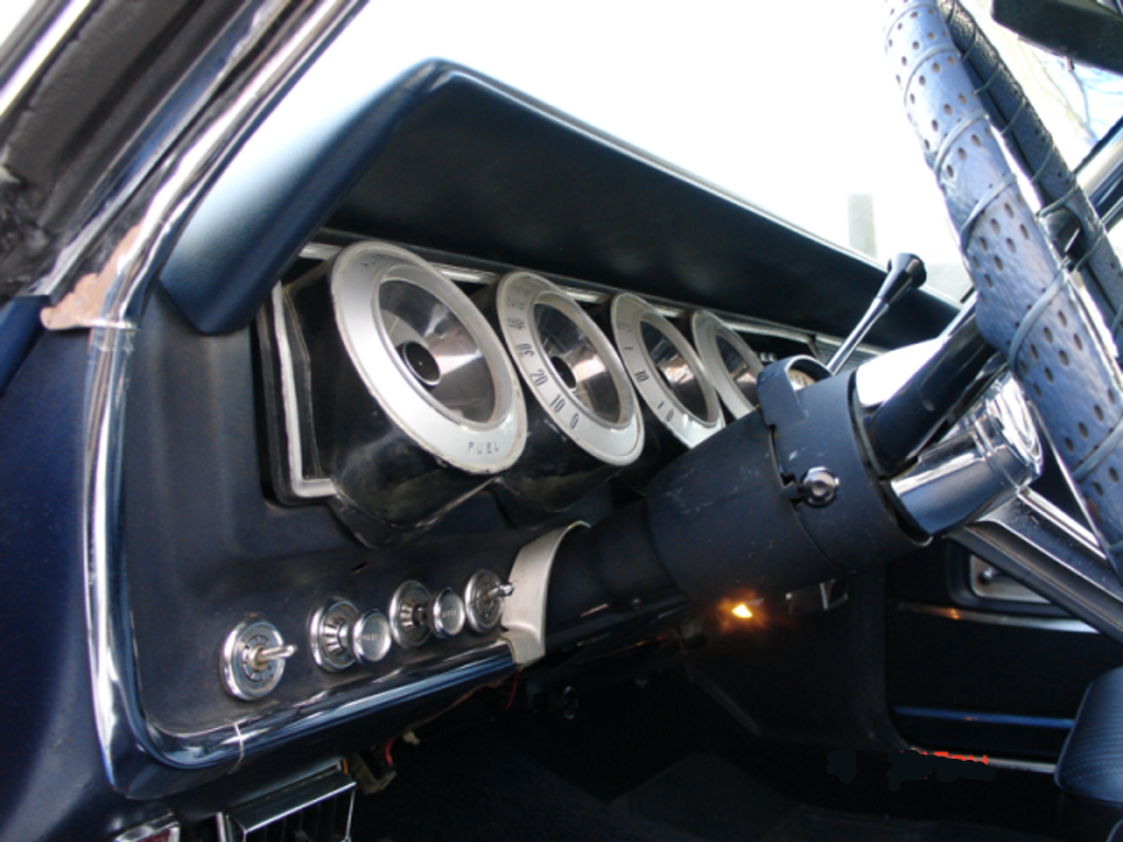 [Image: 1967Chargerdashboardassemblyincar-blackampbluecolor.png]