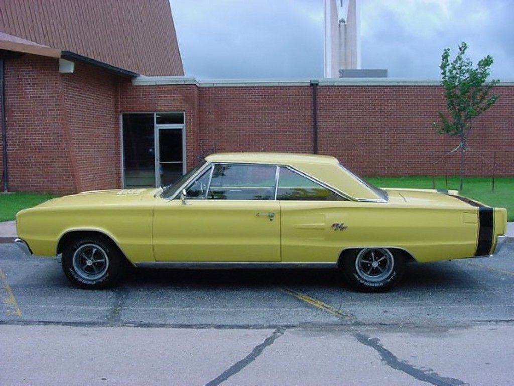 [Image: 1967CoronetRT-yellow-driverssideview-goo...elview.jpg]