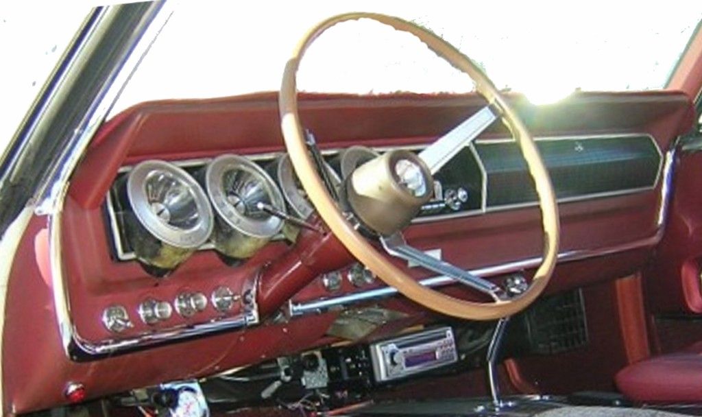 [Image: 1966Charger-redinterior-dashboardassembl...g~original]