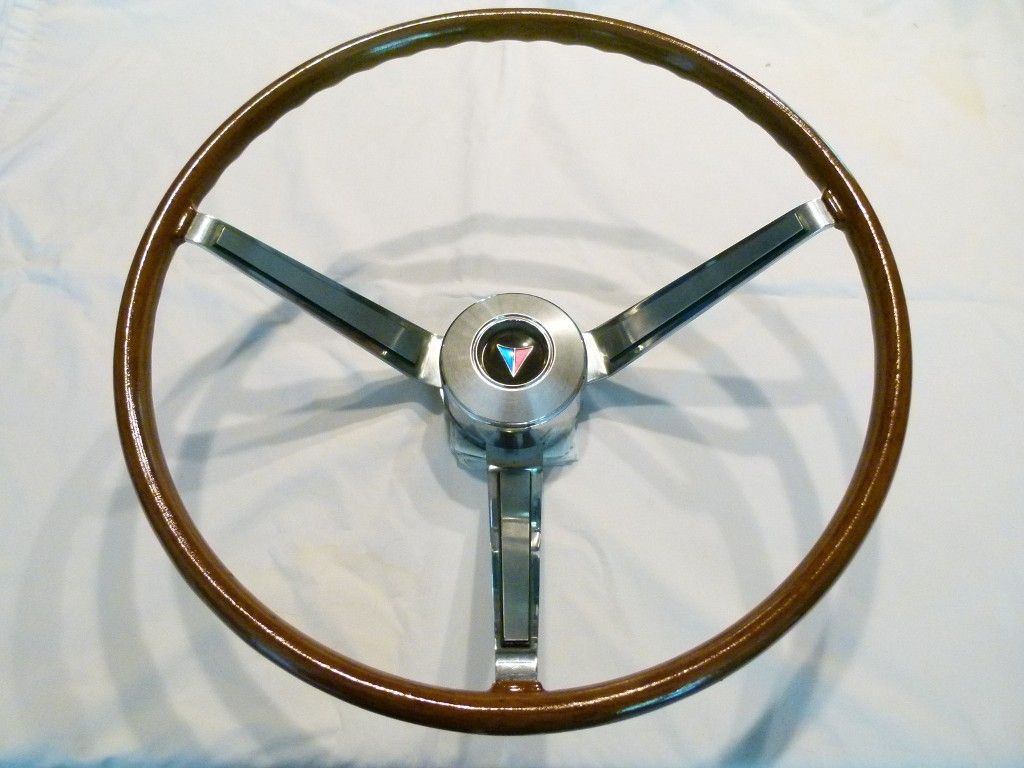 [Image: 1966DodgeWoodgrainSteeringWheel1-part401...deview.jpg]