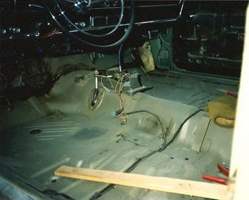 [Image: 1966Coronet-frontfloorpanareabeforeresto...-19902.jpg]