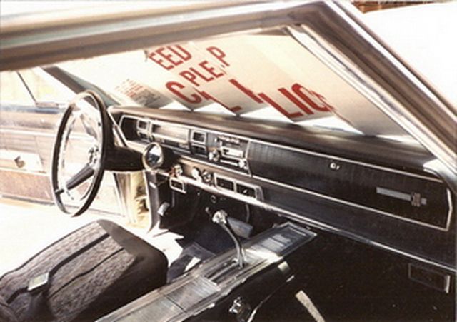 [Image: 1966Coronet-interiorbeforerestor-5.jpg]