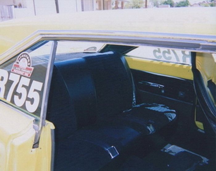 [Image: 1966Coronet500-interior-backseatarea-May2006.jpg]