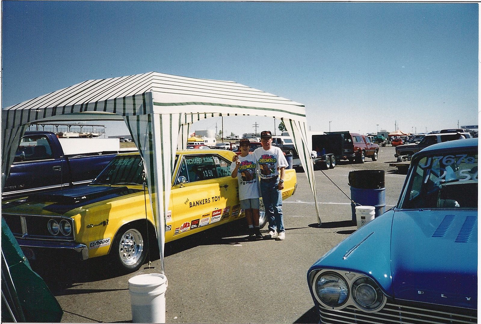 [Image: 1966Coronet500atFirebirdInternationalRac...inpits.jpg]