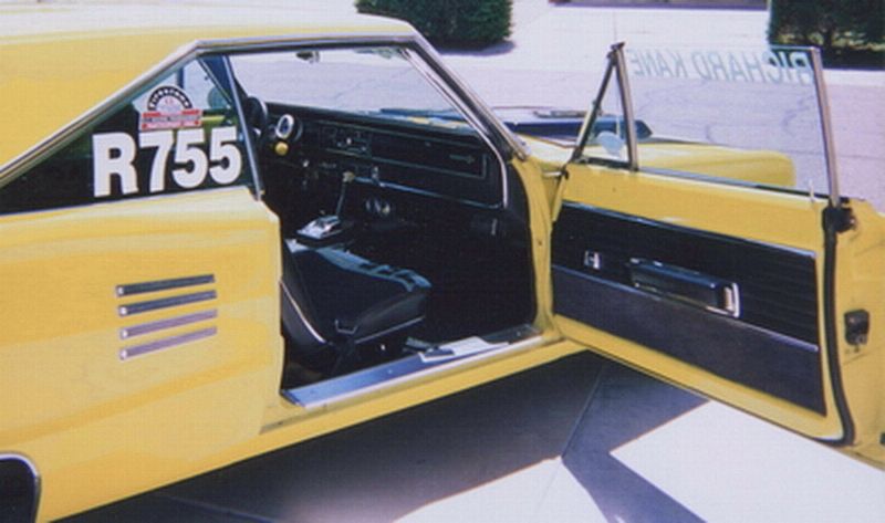[Image: 1966CoronetInteriorWAITINGforitsbrandnew...ration.jpg]