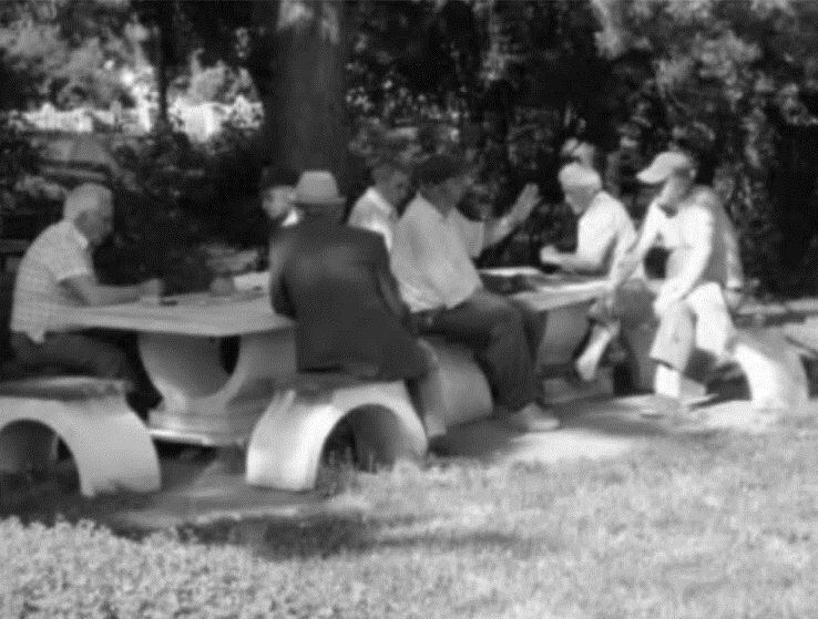 [Image: old_men_playing_checkers_in_park_b_w_pri...g~original]