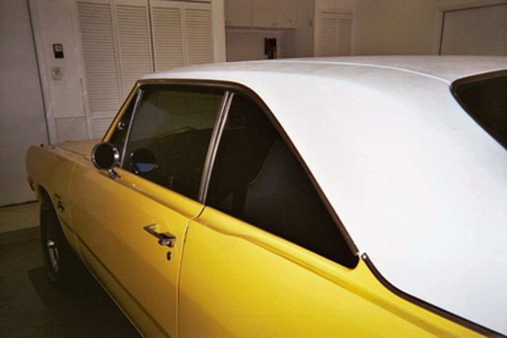 [Image: 1972Dart-newvinyltopandtintedwindows-200...g~original]