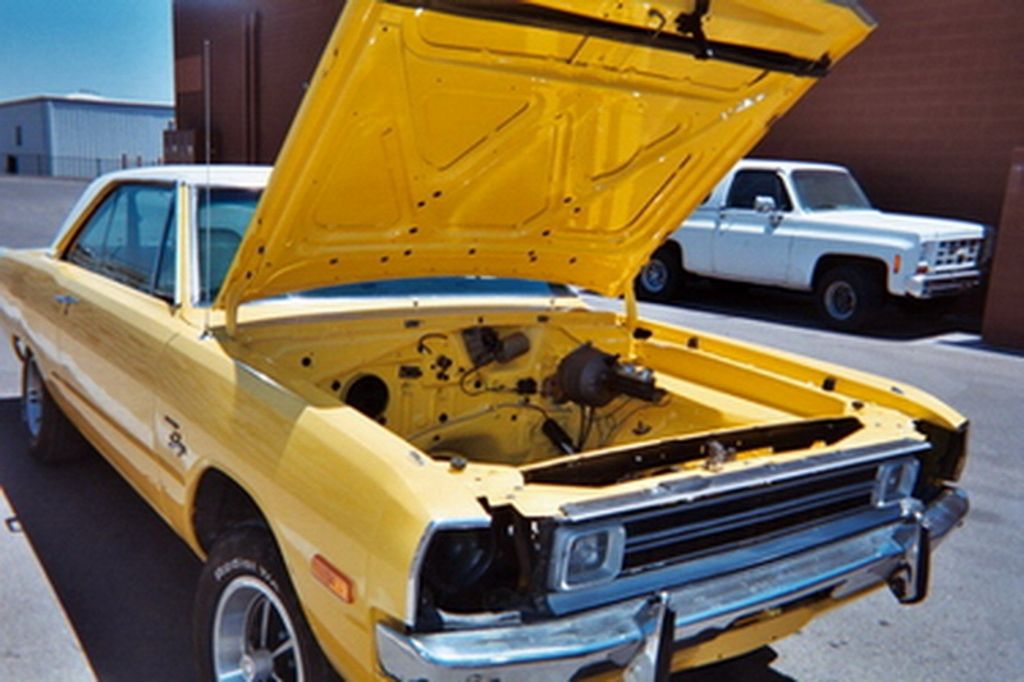 [Image: 1972DartSwingerafternewenginecompartment...n20056.jpg]