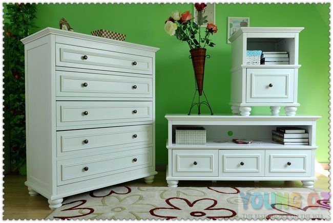 Hampton Gloss White Chest set