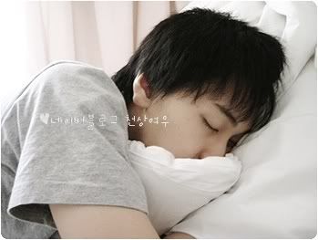 sungminsleeping.jpg