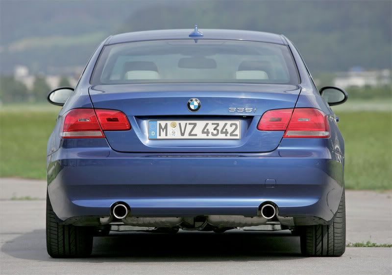 bmw335i1.jpg