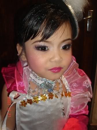 เพื่อ น้องพันช์
