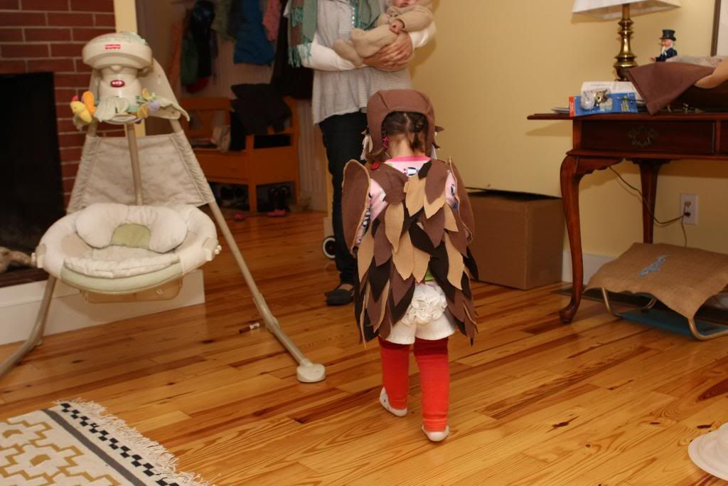 IMAGE: http://i146.photobucket.com/albums/r260/m_baylon/halloween_2009/hwn_07.jpg