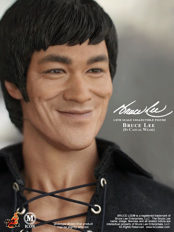 HotToys_BruceLee_InCasualWear_1.jpg