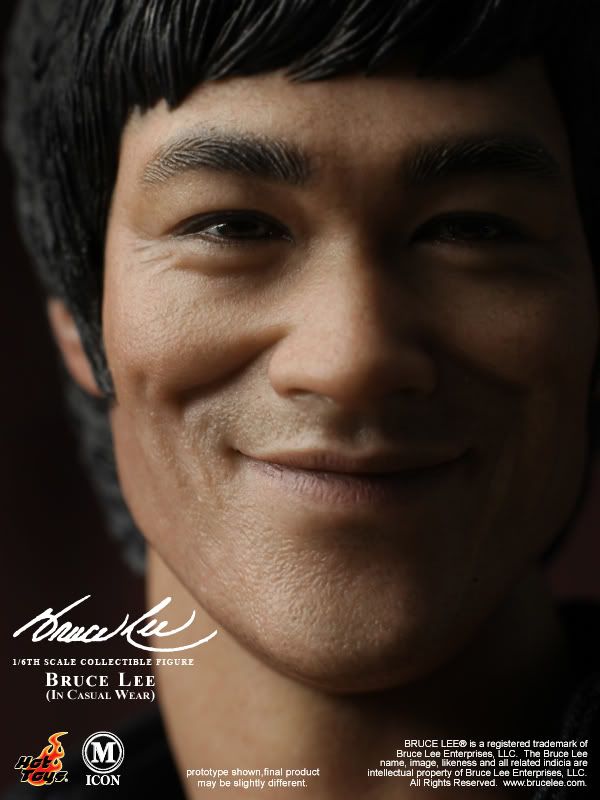 HotToys_BruceLee_InCasualWear_10.jpg