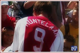 huntelaar2.jpg