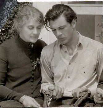 Photobucket - Video and Image Hosting