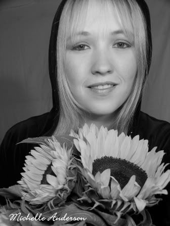 http://i146.photobucket.com/albums/r273/noidentity26/MeFlower1small.jpg