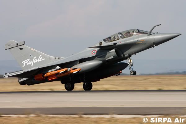 http://i146.photobucket.com/albums/r279/sampaix/25_04_08_rafale.jpg