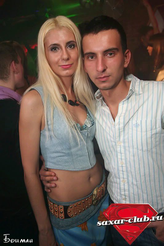 http://i146.photobucket.com/albums/r270/krbiska/MoiFoto/With_Friends/Clubs_2009-1.jpg