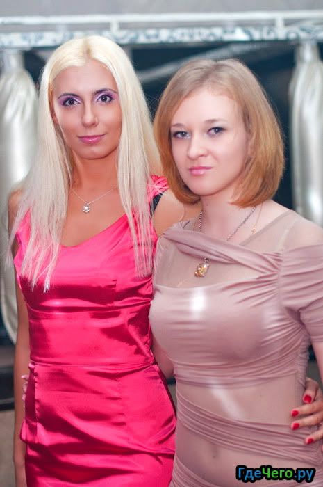 http://i146.photobucket.com/albums/r270/krbiska/MoiFoto/With_Friends/Clubs_2011-6.jpg